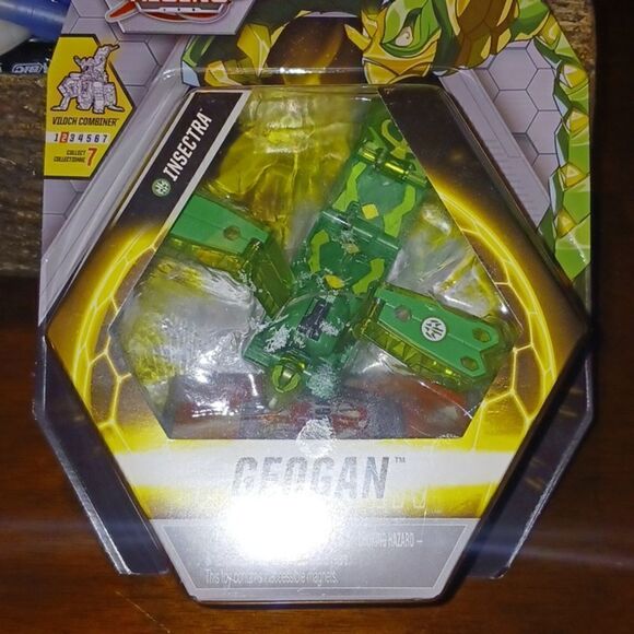Bakugan Geogan Rising Insectra Green Figure Viloch Combiner Gate Card New - Picture 3 of 4